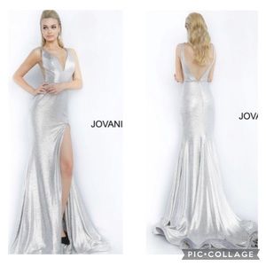 NWT Jovani metallic silver size 0